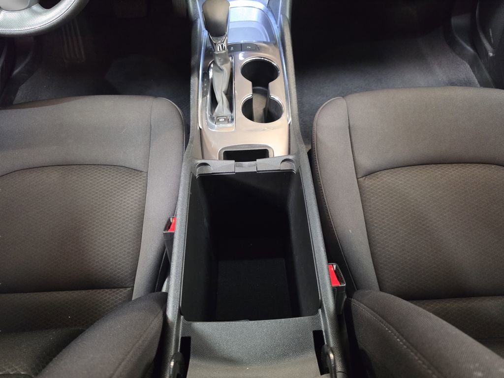 Used 2025 Chevrolet Malibu LT image 17