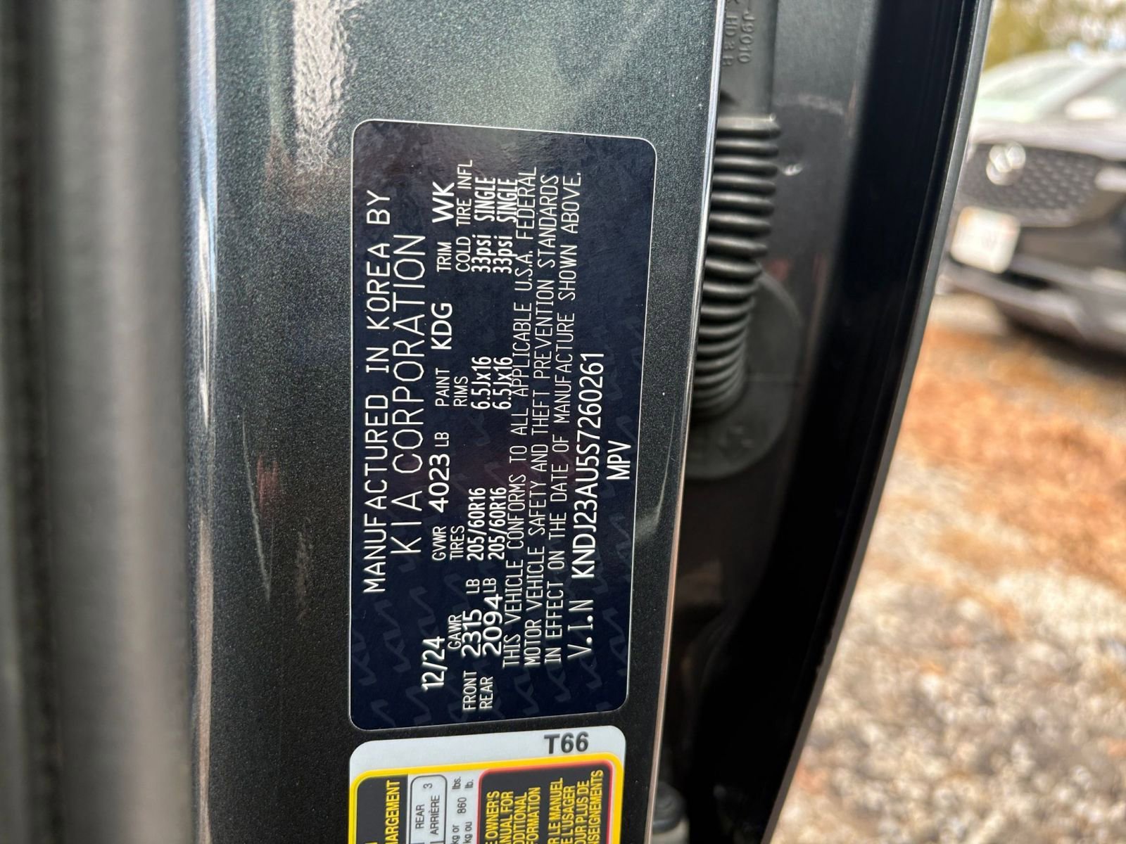 Used 2025 Kia Soul LX w/ LX Technology Package FWD image 25