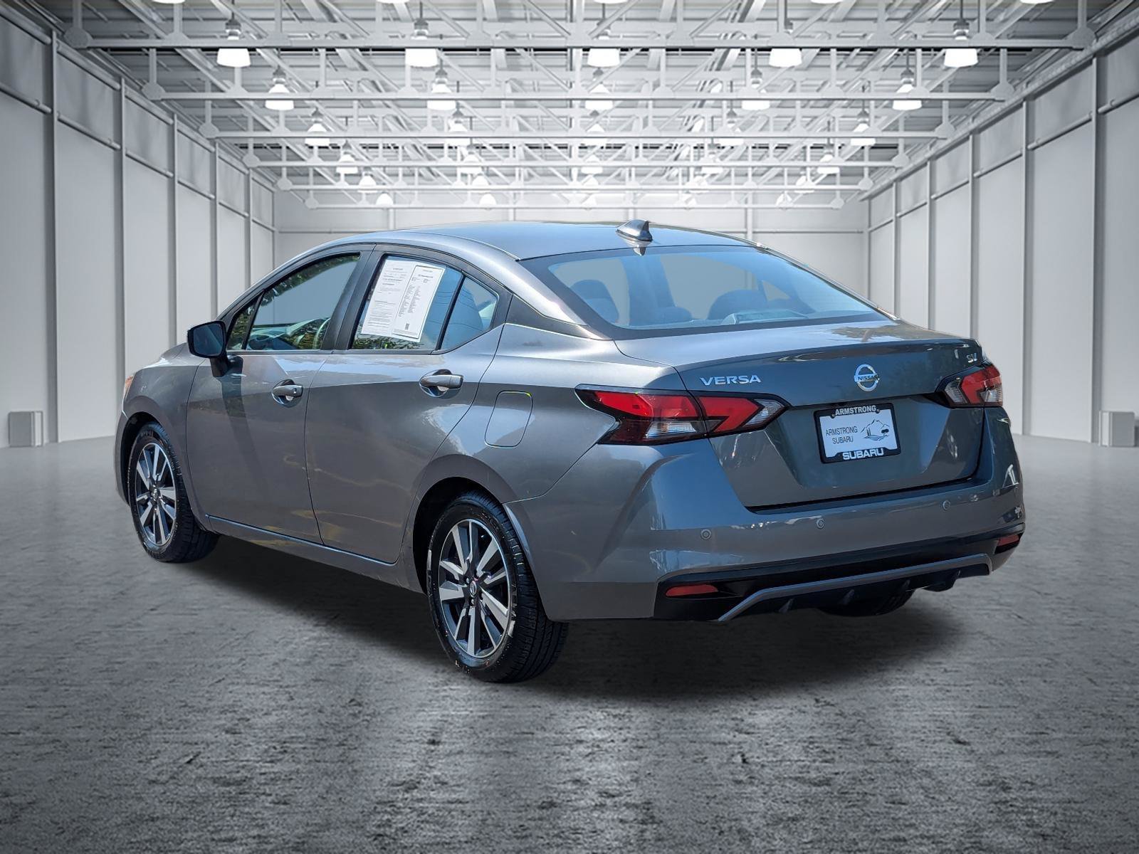 Used 2021 Nissan Versa SV FWD image 3
