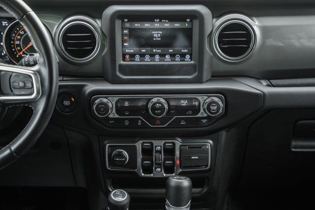 Used 2021 Jeep Wrangler Unlimited Sahara w/ LED Lighting Group image 11