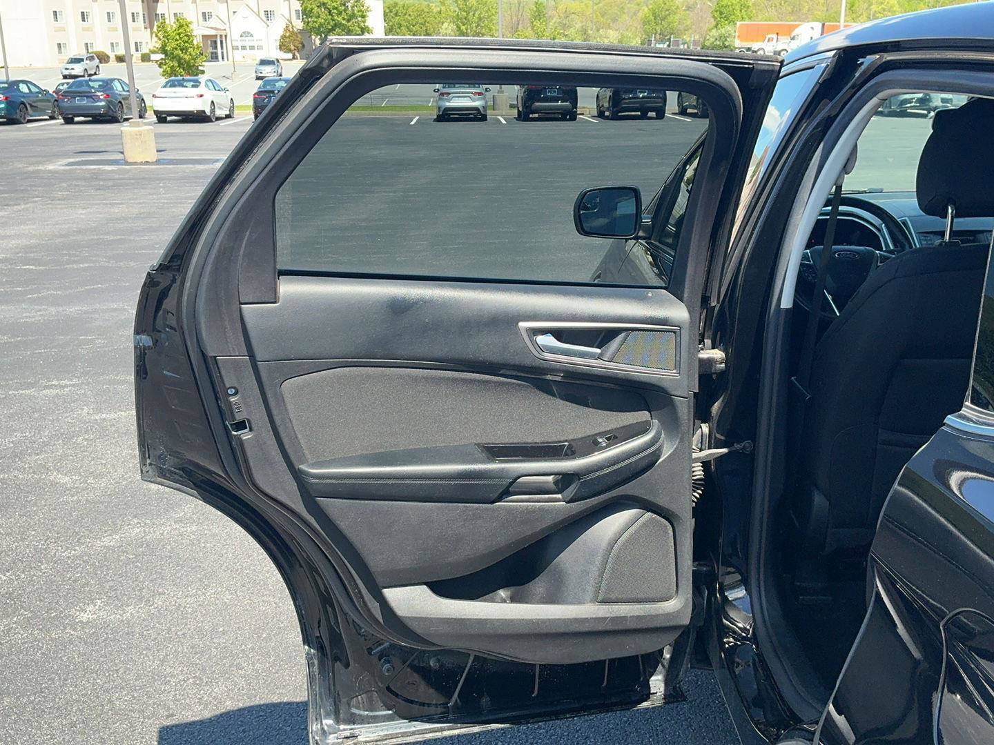Used 2017 Ford Edge SEL FWD image 23