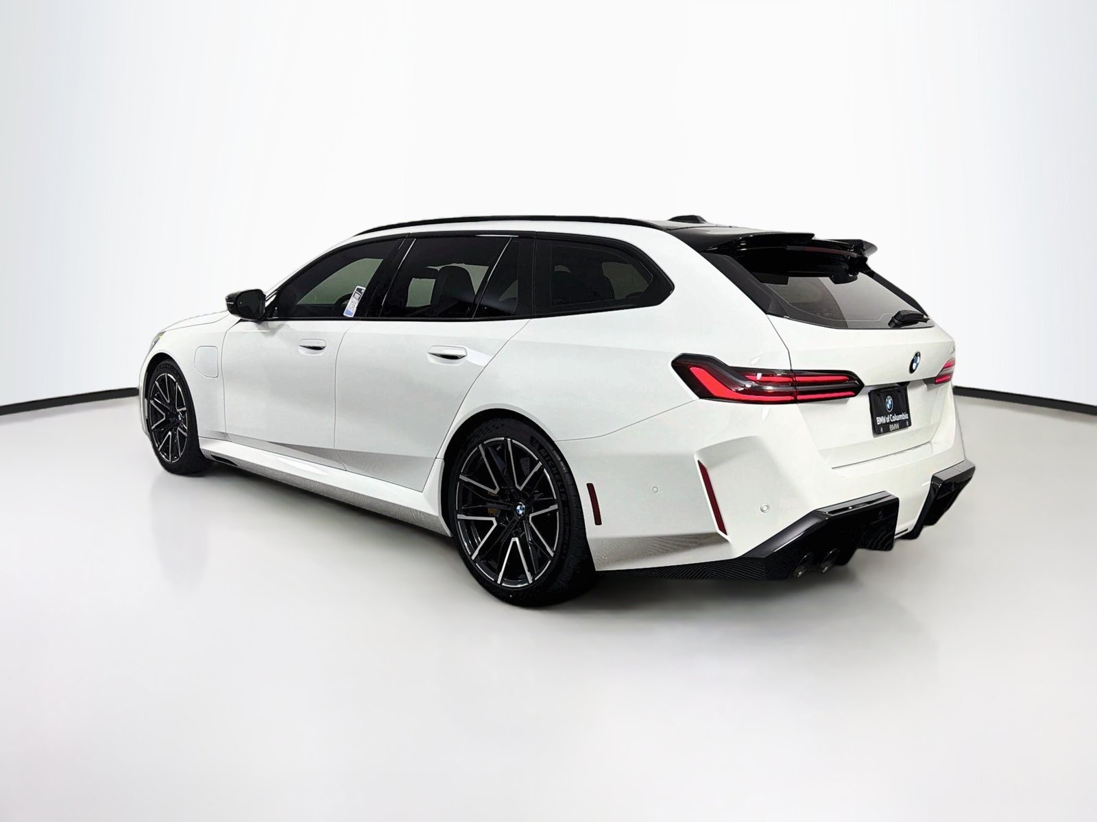 Used 2027 BMW M5 Touring AWD/4WD image 5