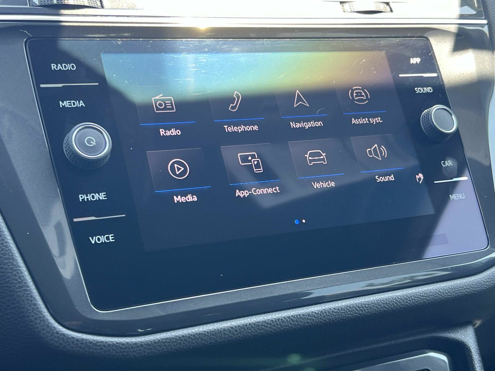 Certified 2023 Volkswagen Tiguan SE FWD image 14