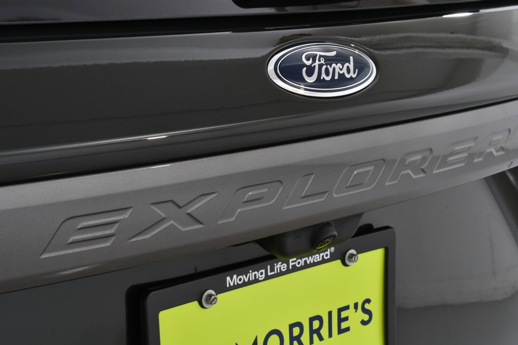 Used 2023 Ford Explorer XLT w/ Equipment Group 202A image 24