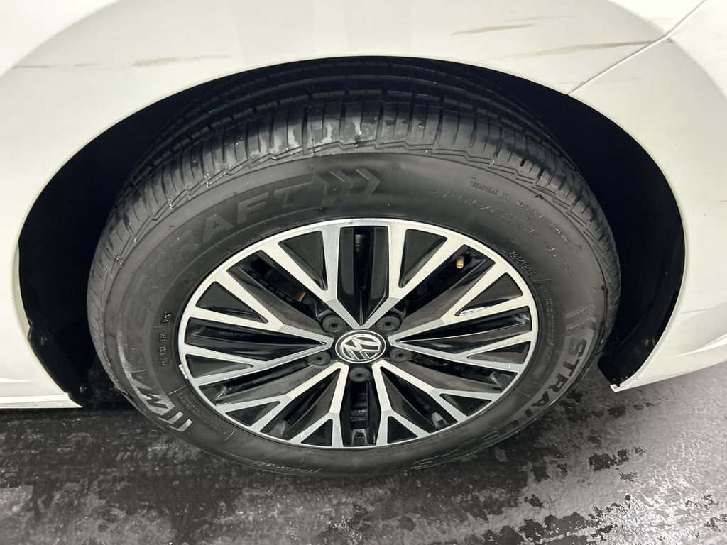 Used 2019 Volkswagen Jetta SEL FWD image 8