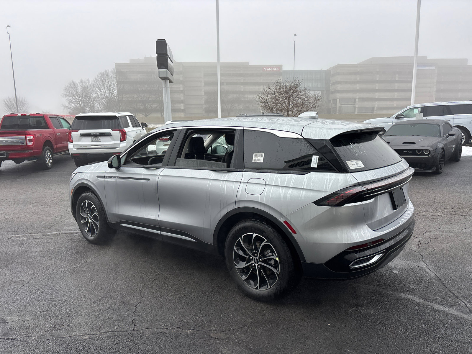 New 2026 Lincoln Nautilus Premier image 5