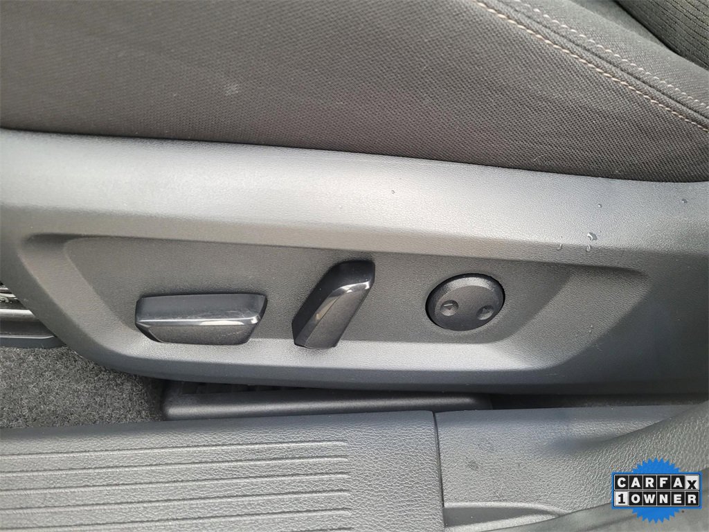 Used 2023 Nissan Rogue SV image 21