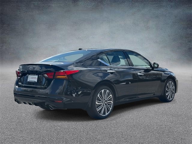 New 2025 Nissan Altima 2.5 SL image 2