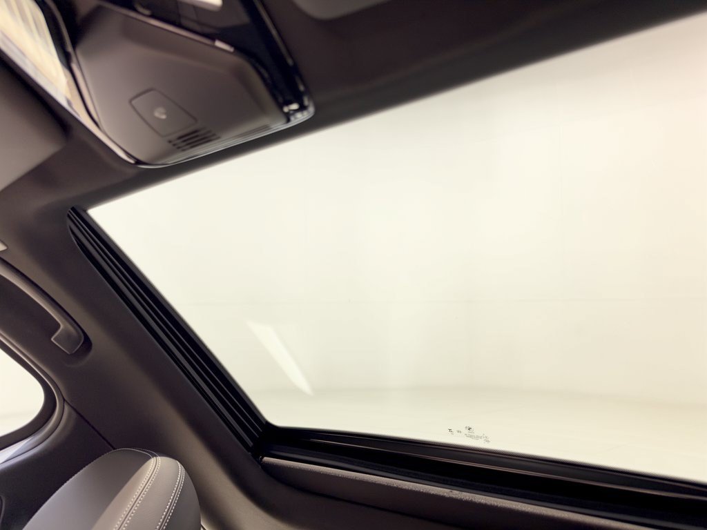 Used 2026 BMW 330i Sedan RWD image 27