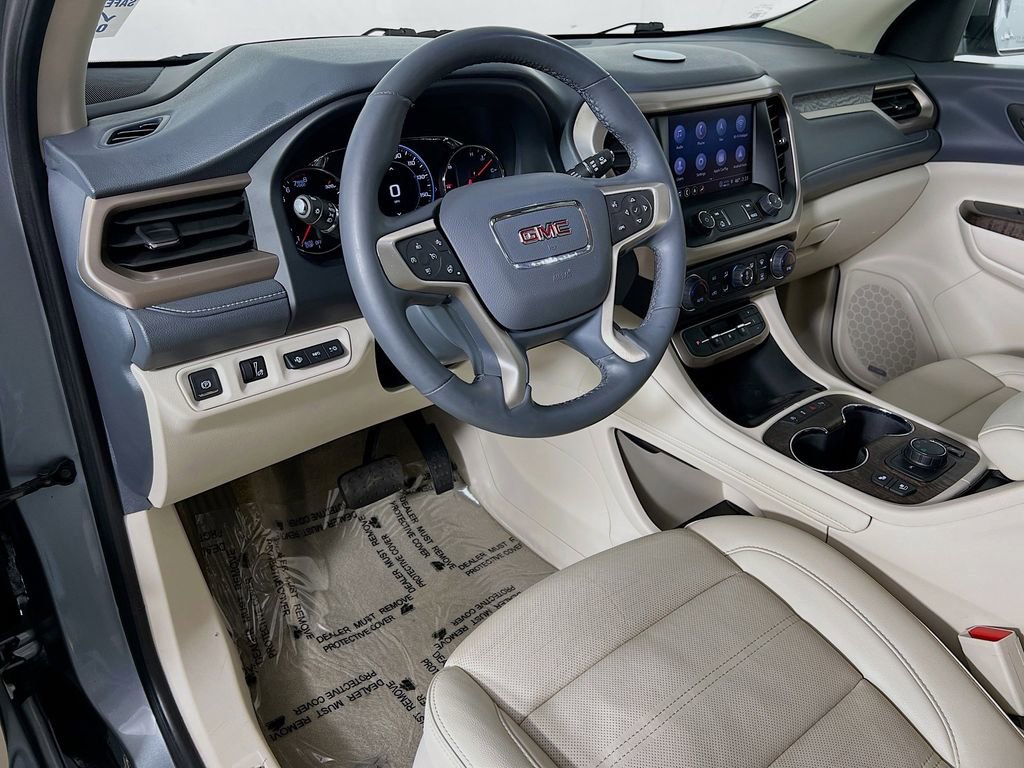 Used 2023 GMC Acadia Denali AWD/4WD image 9