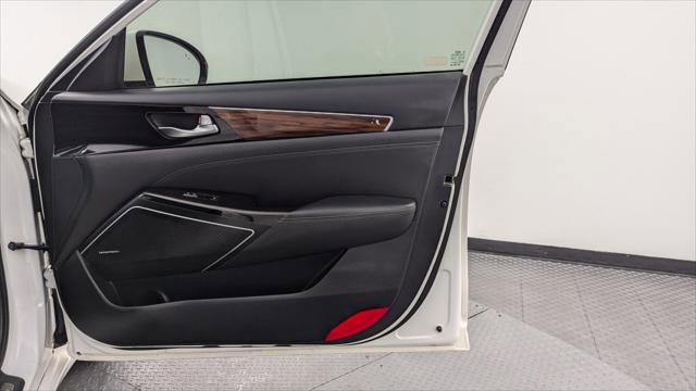 Used 2017 Kia Cadenza Premium w/ Luxury Package image 21