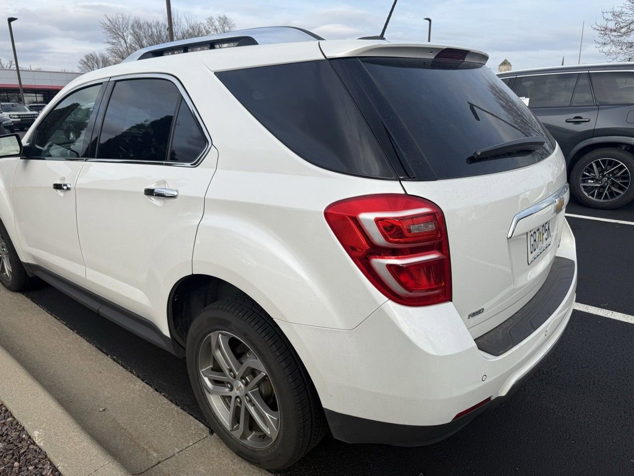 Used 2016 Chevrolet Equinox LTZ w/ Enhanced Convenience Package image 7