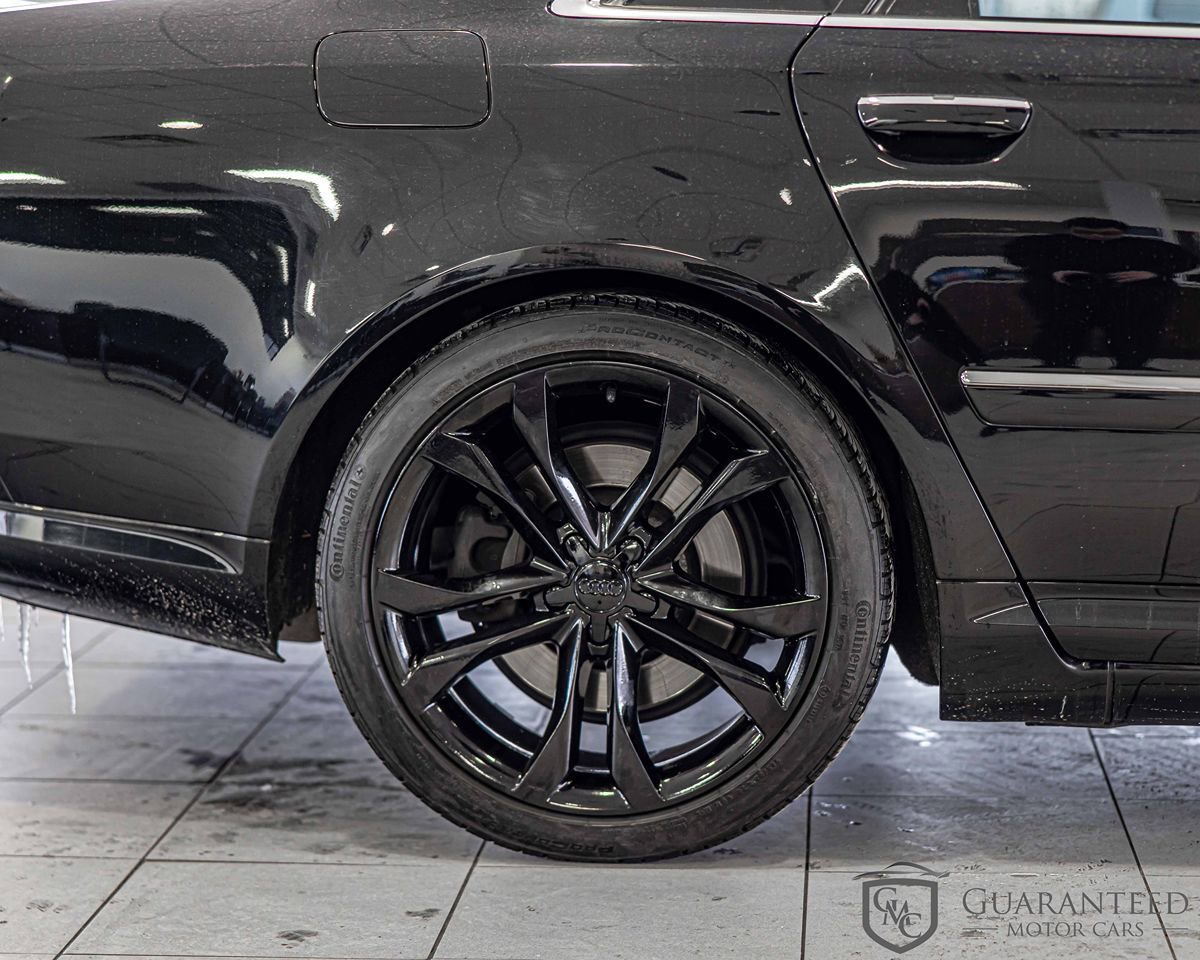 Used 2008 Audi S8 image 9