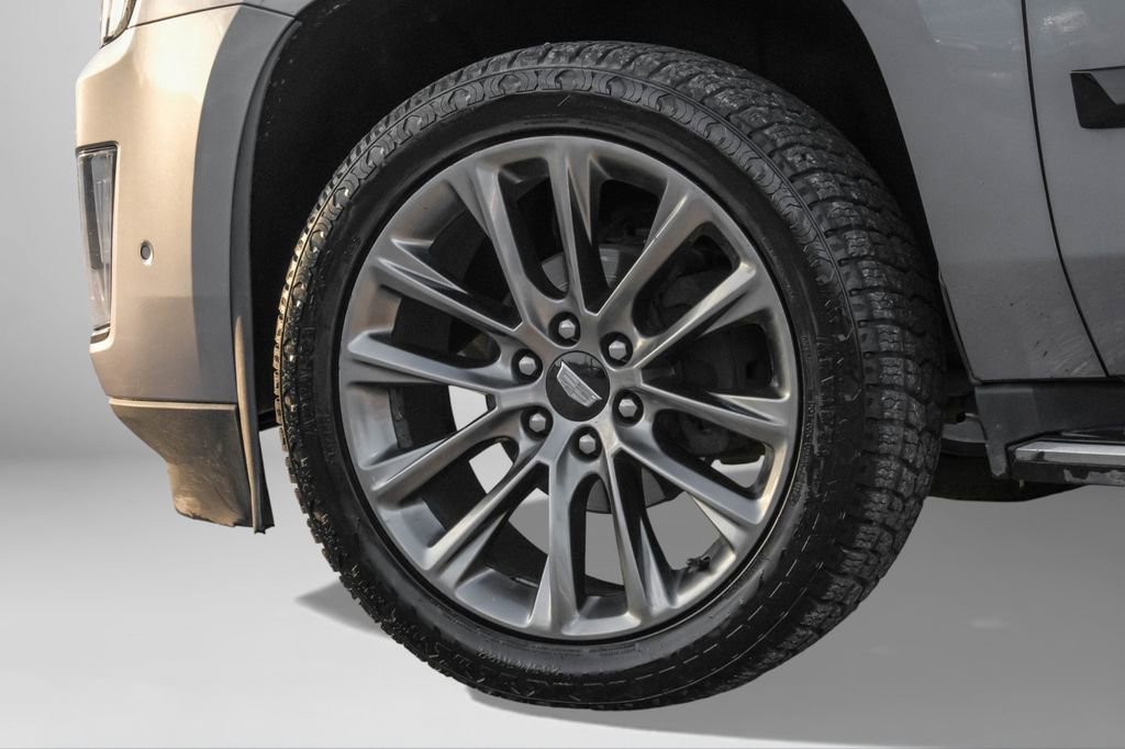 Used 2020 Cadillac Escalade ESV Luxury w/ Escalade Sport Edition image 65