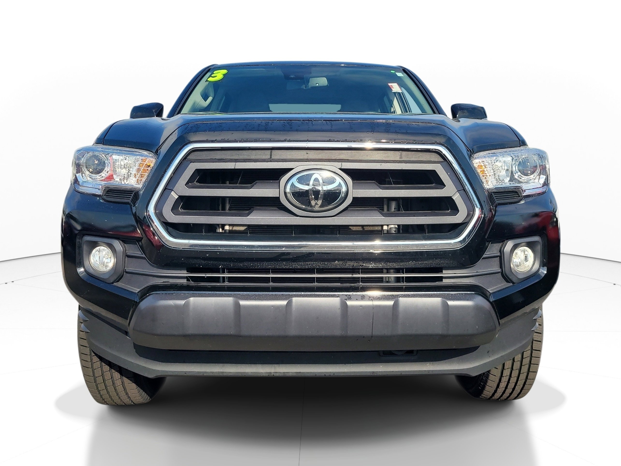 Used 2023 Toyota Tacoma SR5 w/ Technology Package AWD/4WD image 2