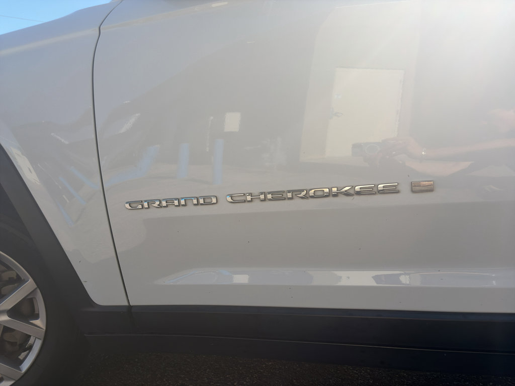 Used 2021 Jeep Grand Cherokee L Limited AWD/4WD image 11