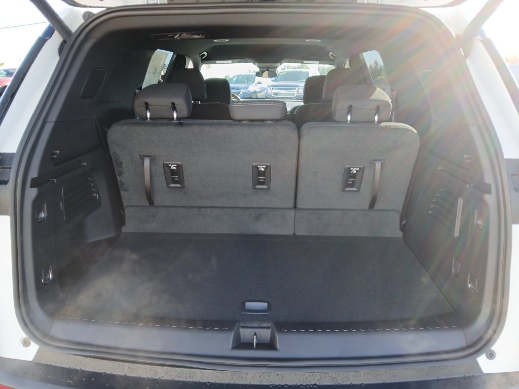 New 2027 Chevrolet Traverse LT AWD/4WD image 22