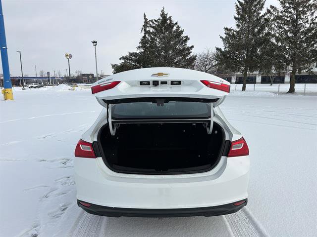 Used 2023 Chevrolet Malibu LT image 18