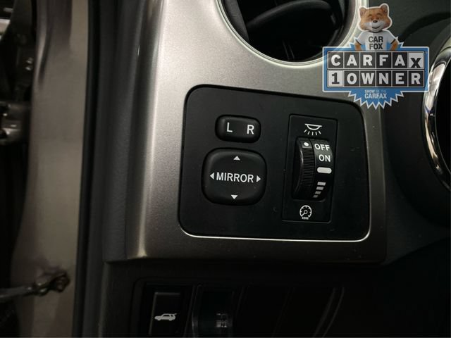 Used 2003 Pontiac Vibe AWD w/ Power Group Value Package image 23