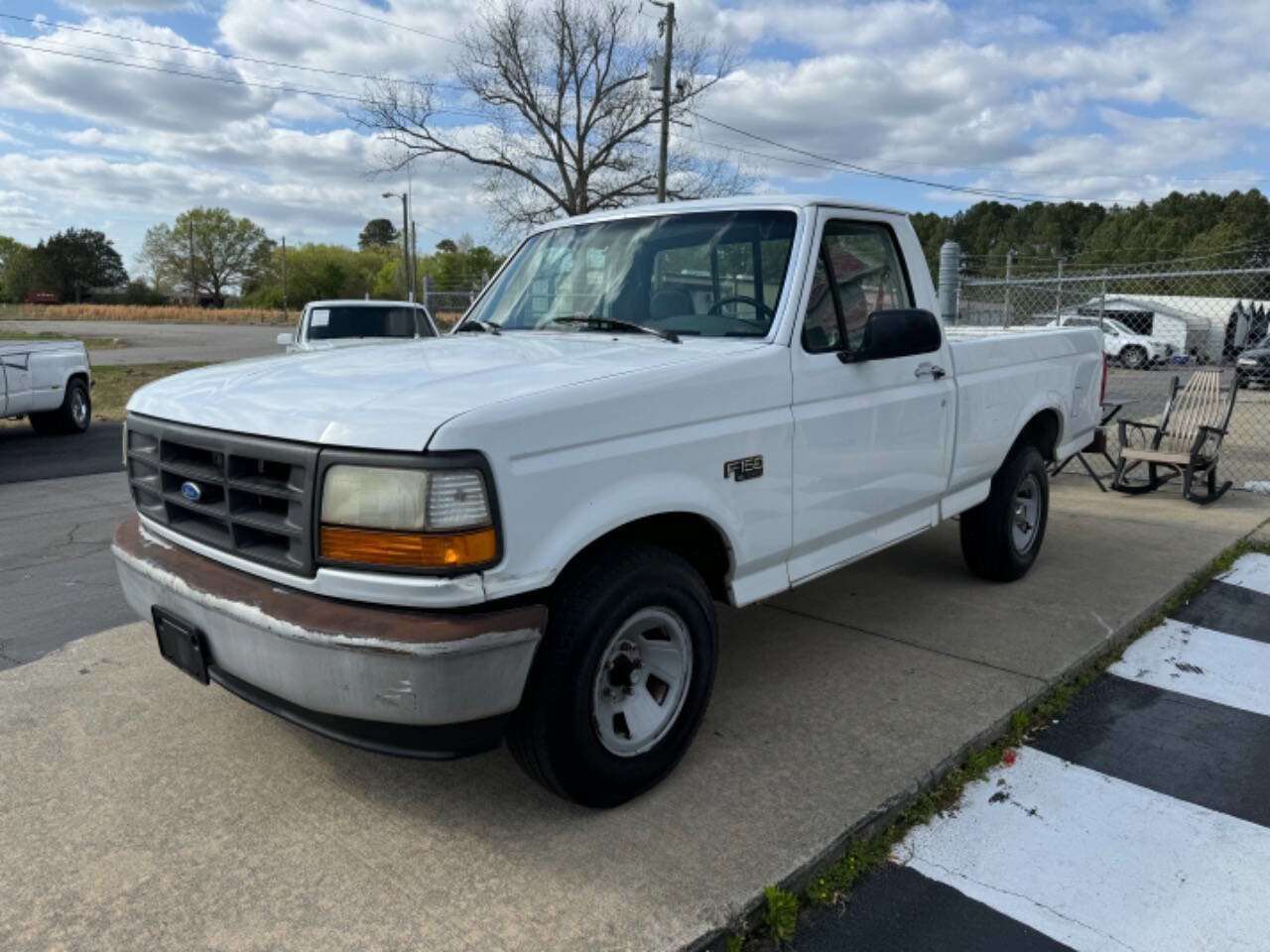 Used 1994 Ford F150 XL image 2