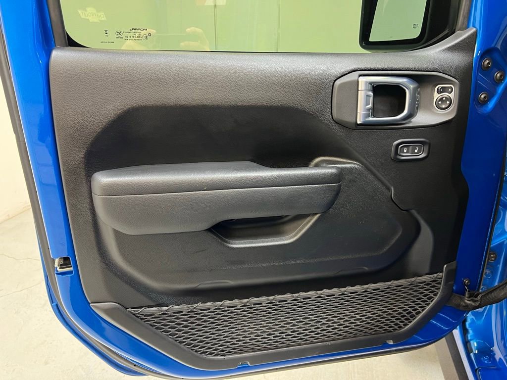 Used 2024 Jeep Gladiator Sport image 13