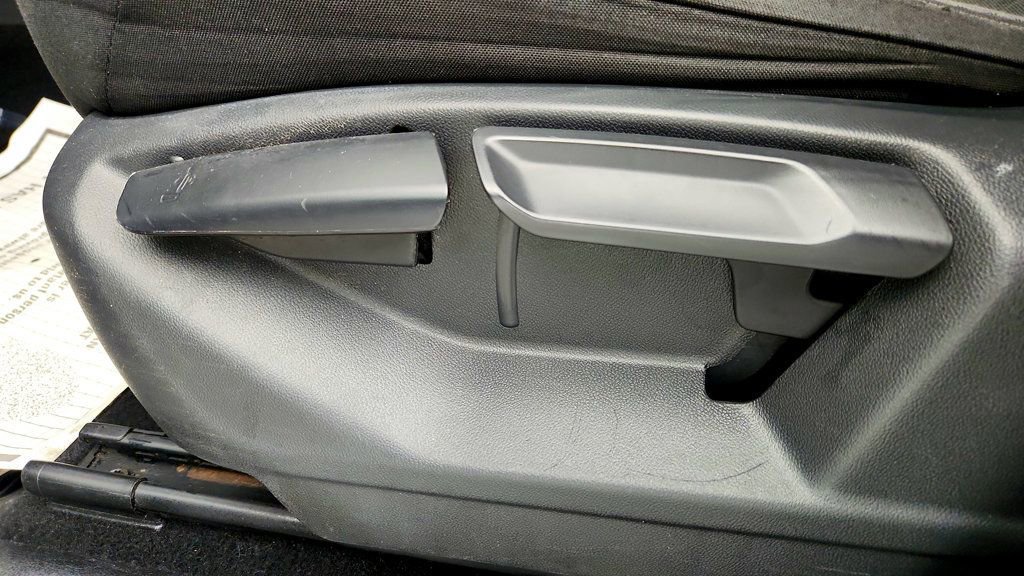 Used 2019 Volkswagen Tiguan S w/ Driver Assistance Package image 10