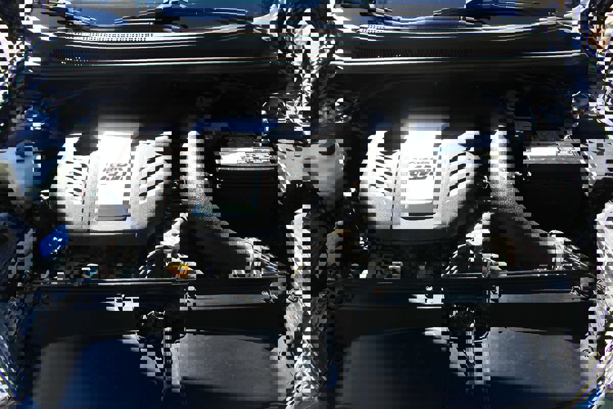 Used 2016 Hyundai Veloster Rally Edition image 37