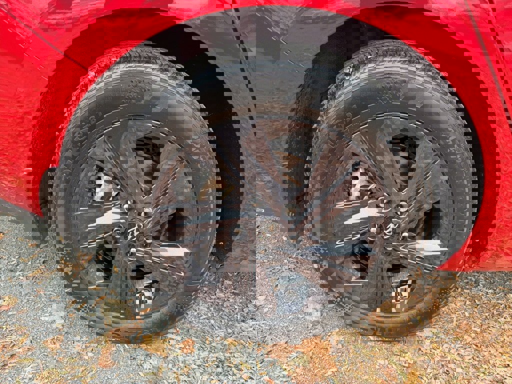 Certified 2022 Hyundai Elantra SEL image 7