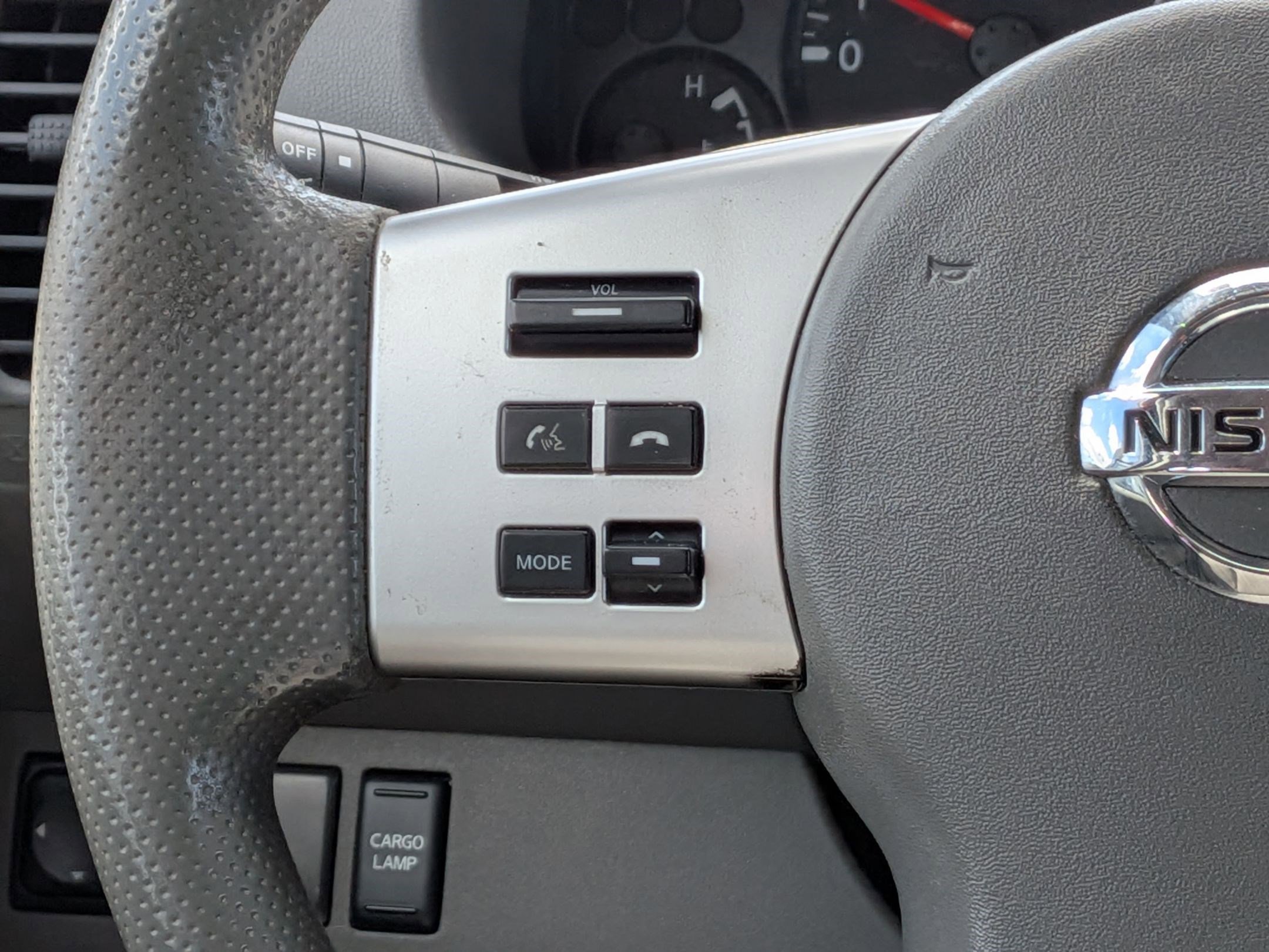 Used 2017 Nissan Frontier SV image 19