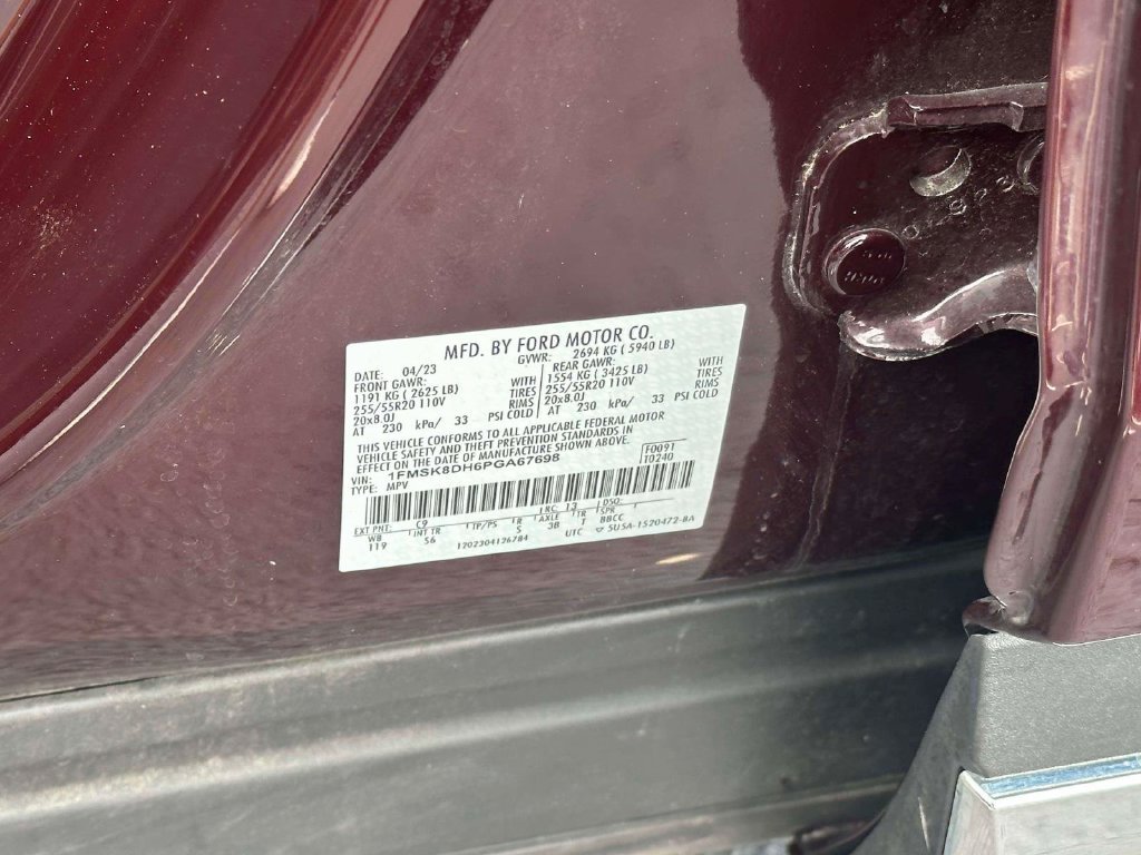 Used 2023 Ford Explorer XLT w/ Equipment Group 202A AWD/4WD image 19