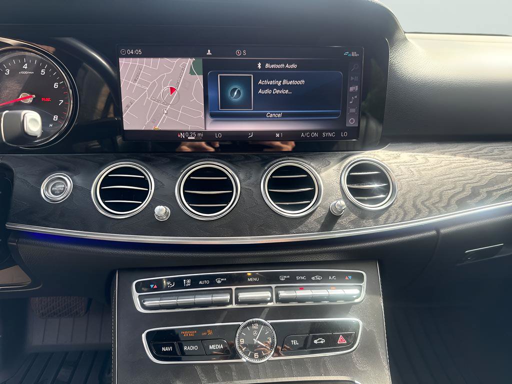 Used 2019 Mercedes-Benz E 300 4MATIC image 26