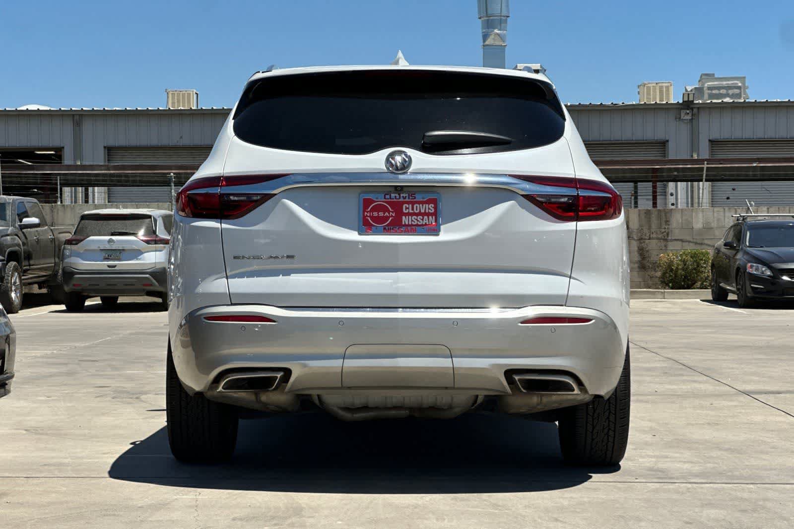 Used 2020 Buick Enclave Premium w/ Sun and Sites Package FWD image 8