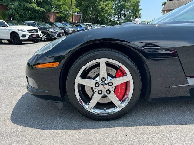 Used 2007 Chevrolet Corvette Convertible w/ Preferred Equipment Group RWD image 10