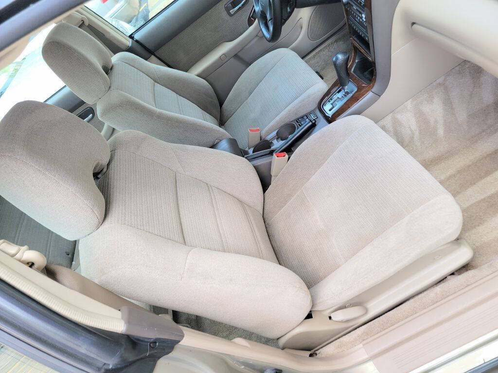 Used 2004 Subaru Outback H6 35th Anniversary Edition AWD/4WD image 22