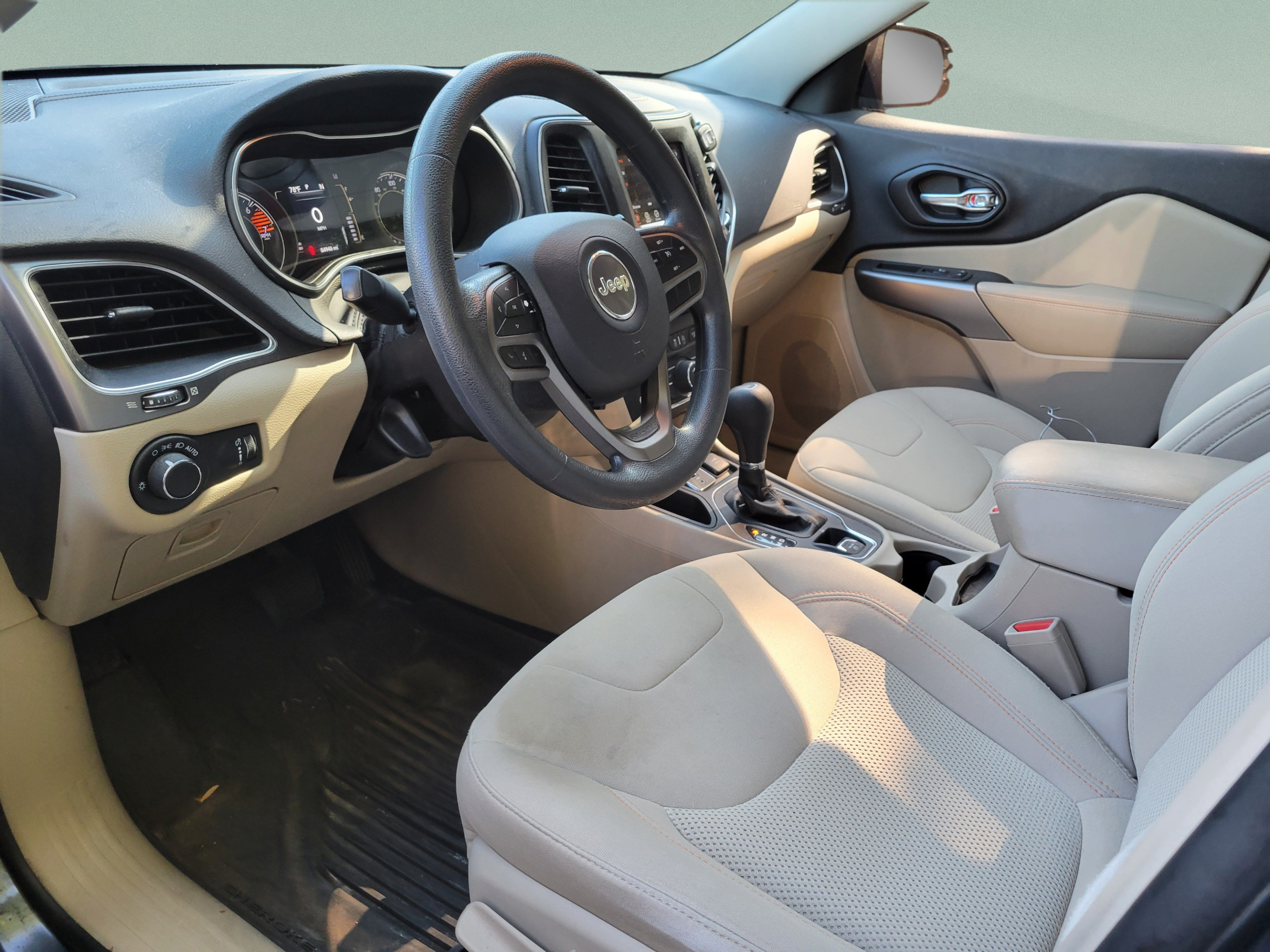 Certified 2021 Jeep Cherokee Latitude FWD image 14
