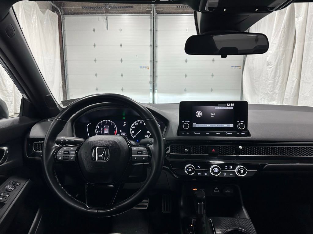 Used 2022 Honda Civic Sport image 16