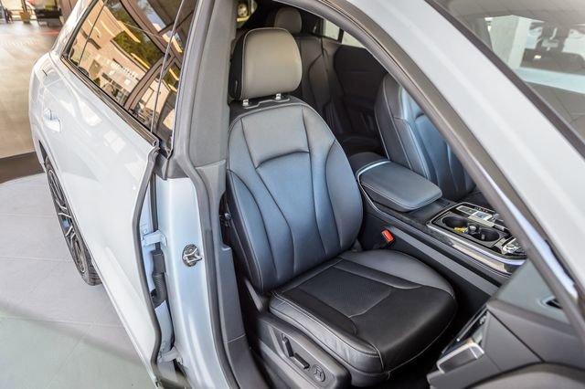 Used 2021 Audi Q8 Premium Plus w/ Premium Plus Package image 45