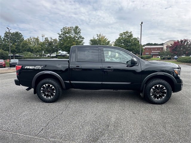 Used 2023 Nissan Titan PRO-4X w/ Pro-4x Utility Package image 6