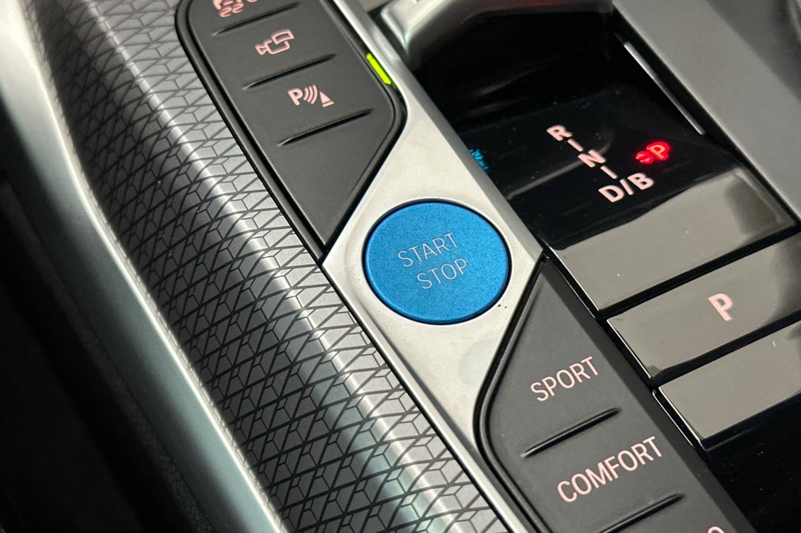 Certified 2024 BMW i4 eDrive40 w/ M Sport Package image 34