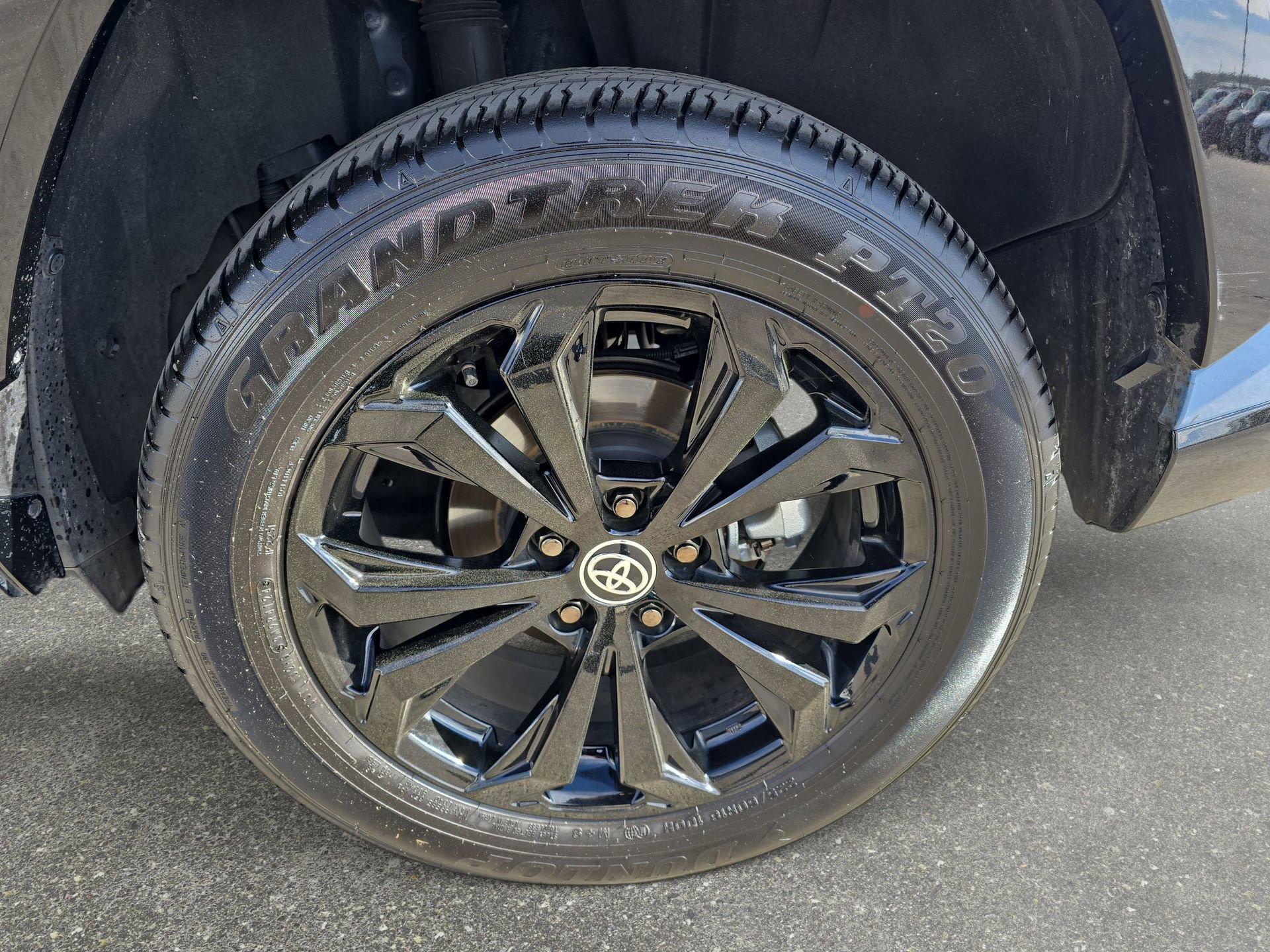 Used 2024 Toyota RAV4 XSE w/ Advanced Technology Package image 32