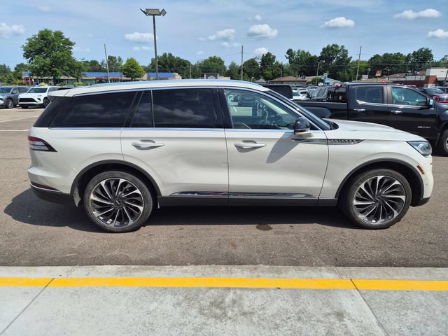 Used 2022 Lincoln Aviator Reserve w/ Equipment Group 201A AWD/4WD image 5
