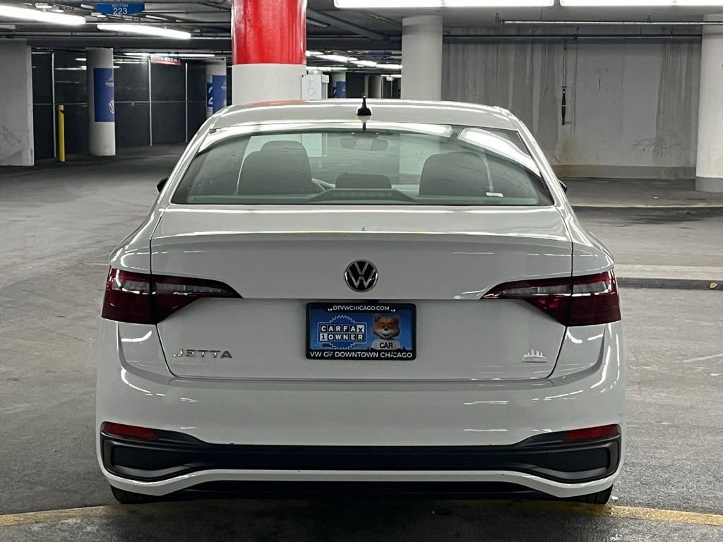 Used 2024 Volkswagen Jetta Sport image 28