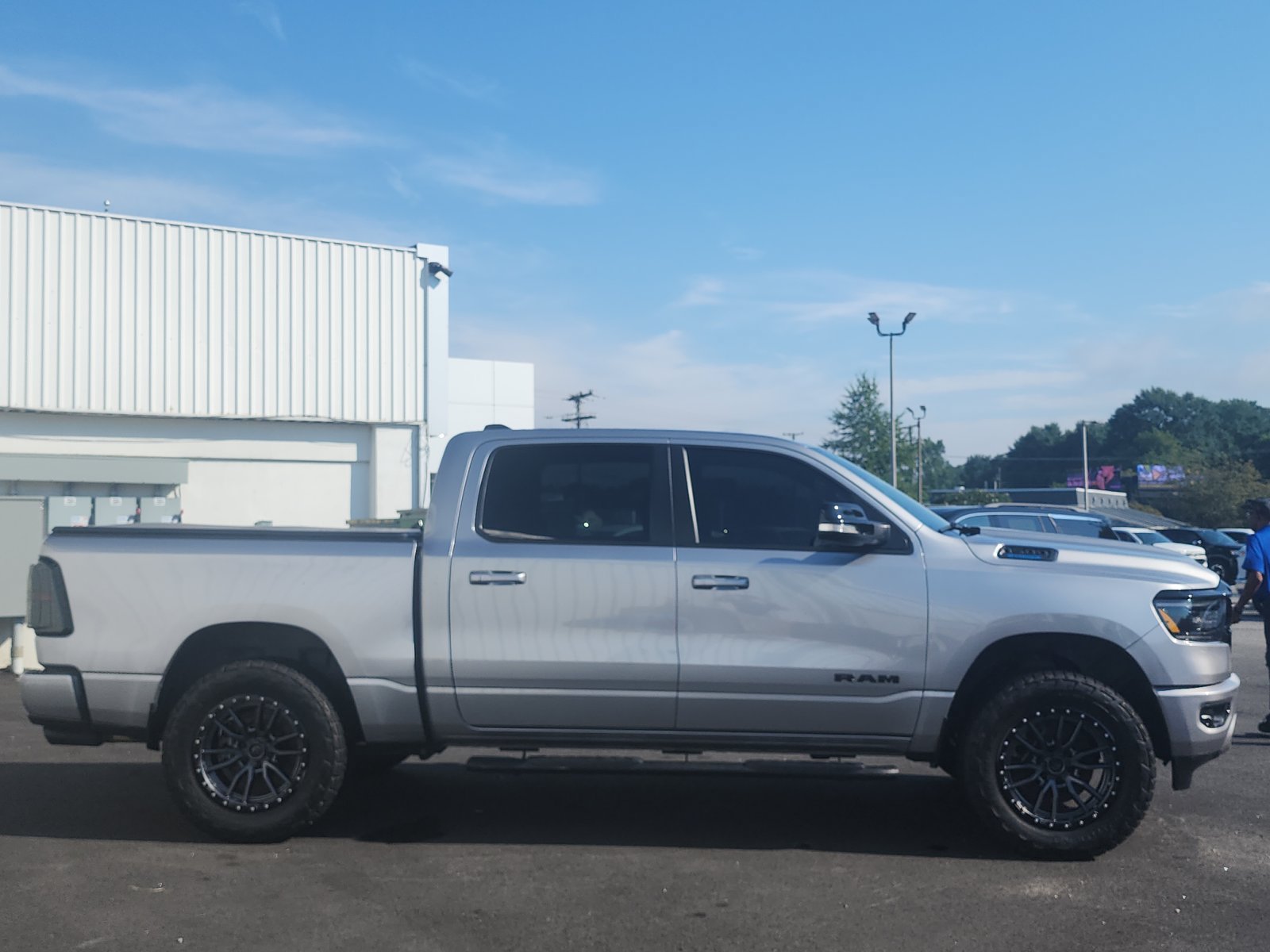 Used 2022 RAM 1500 Big Horn AWD/4WD image 6