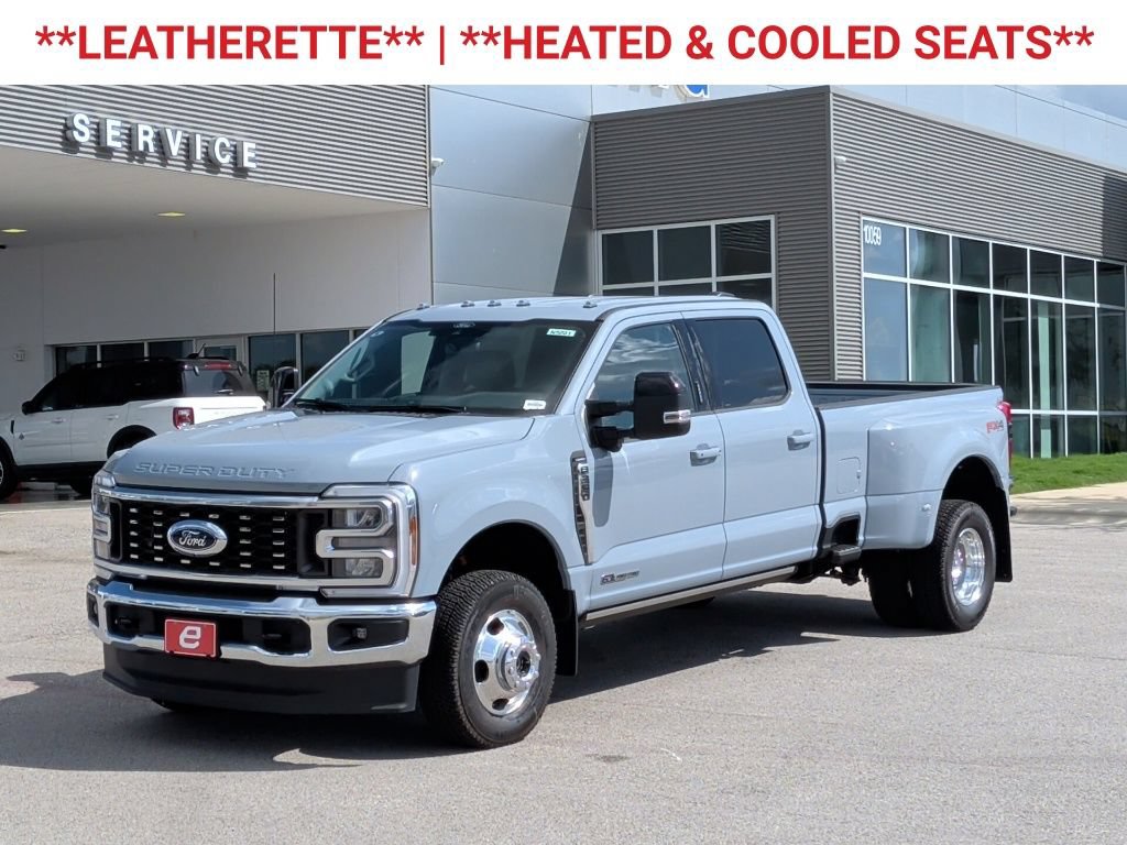 New 2026 Ford F350 Lariat w/ FX4 Off-Road Package AWD/4WD image 3