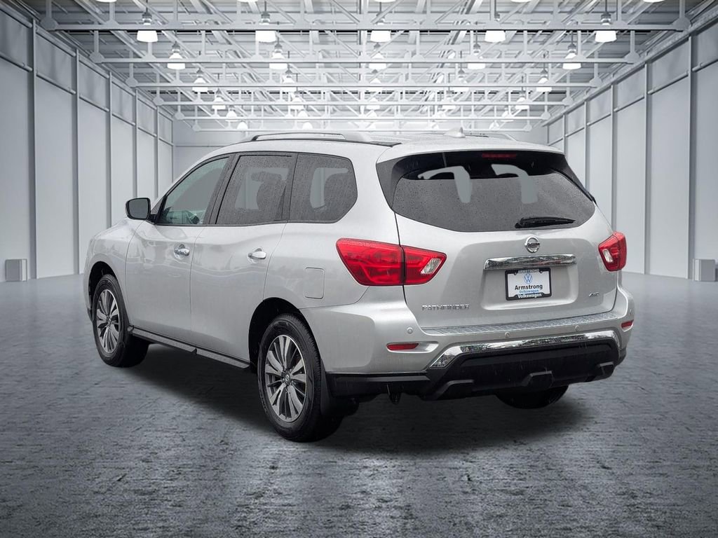 Used 2020 Nissan Pathfinder S AWD/4WD image 3