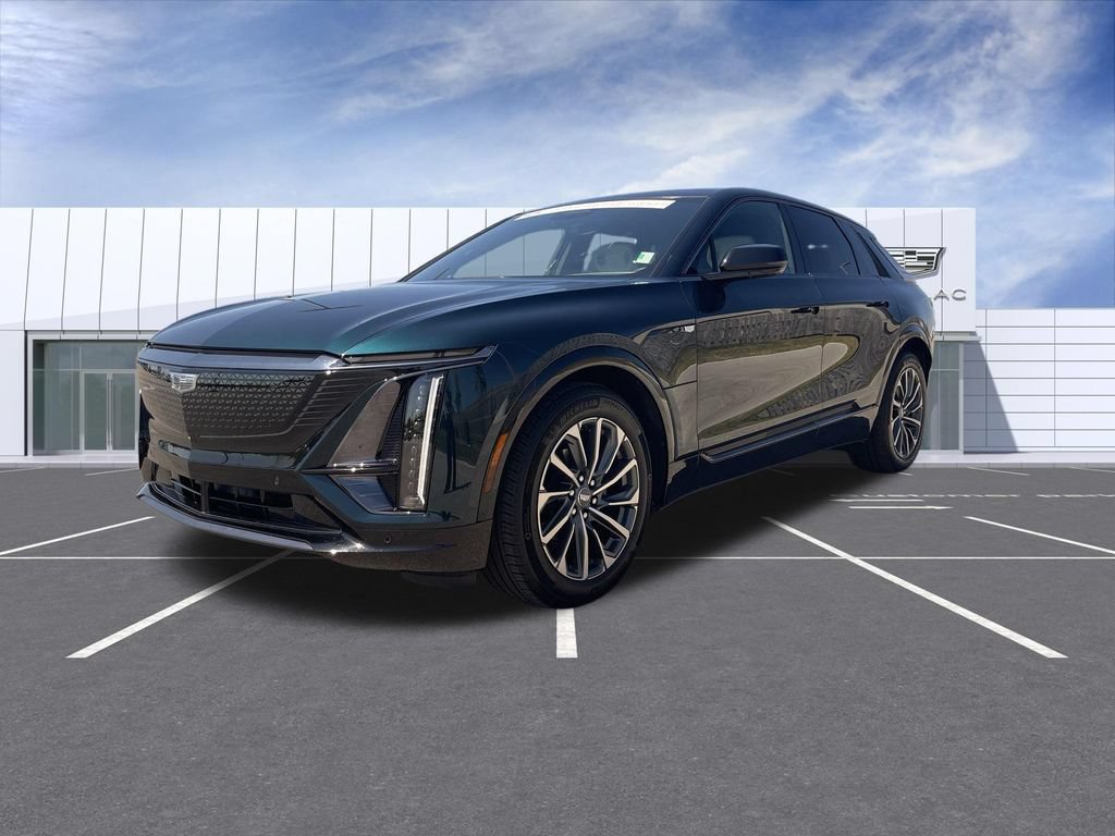 Certified 2024 Cadillac Lyriq Sport w/ LPO, Floor Liner Package AWD/4WD image 4