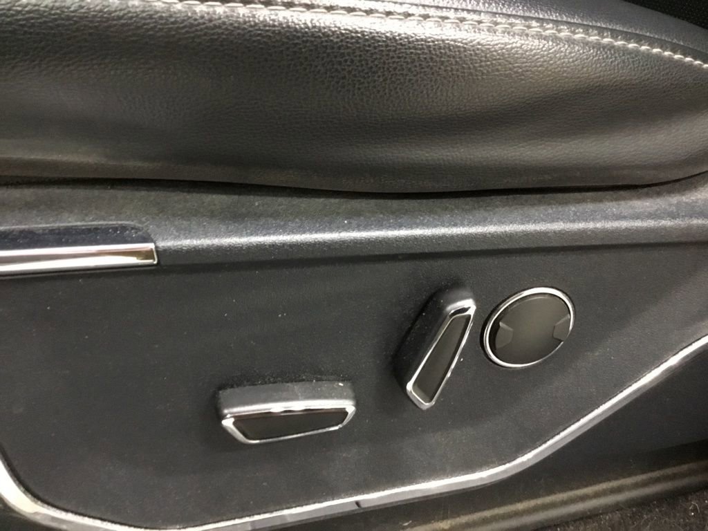 Used 2021 Ford F150 Lariat w/ Equipment Group 502A High image 9