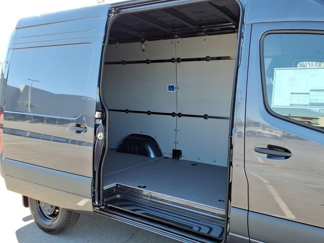 New 2026 Mercedes-Benz Sprinter 2500 image 23