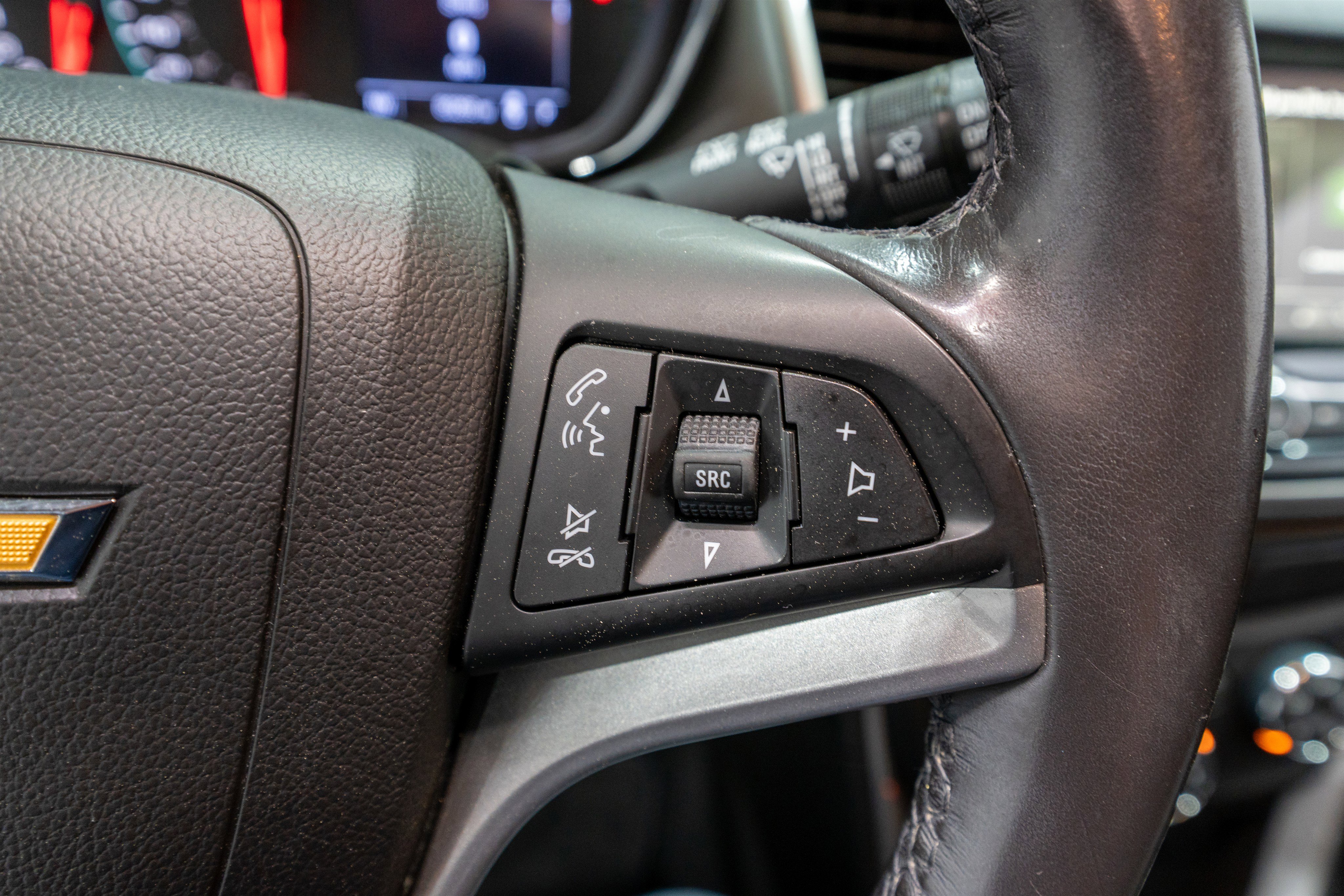 Used 2019 Chevrolet Trax LT w/ LT Convenience Package image 22