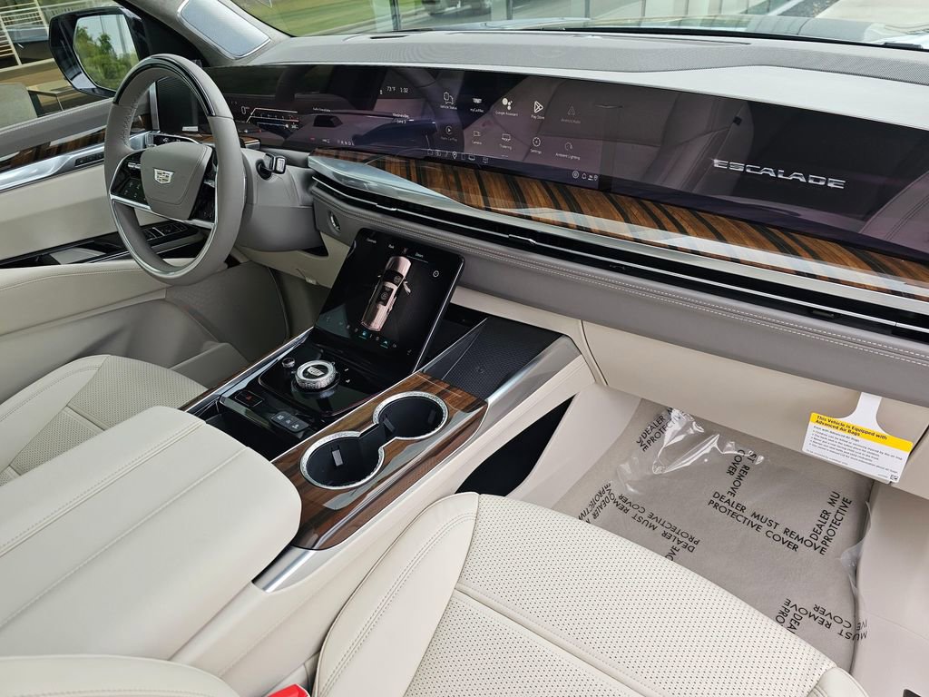 New 2026 Cadillac Escalade Platinum Luxury w/ LPO, Radiant Package AWD/4WD image 10